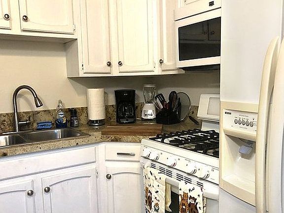 3rd image of 4342 Bannock Ave