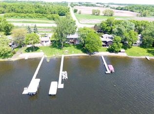 6405 N Shore Dr, Rockford, MN 55373