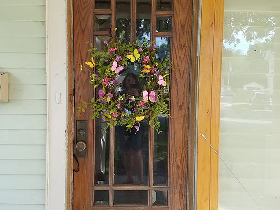 Front Door w/ storm/screen 