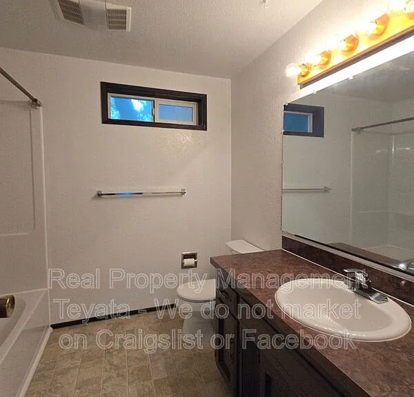 1453 Hillspring Rd — Photo 19