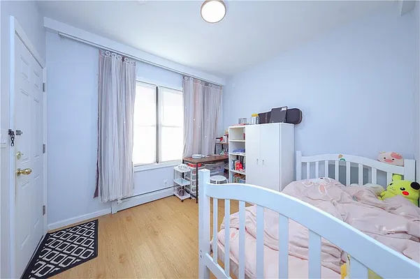Sold by Remax Edge | media 4