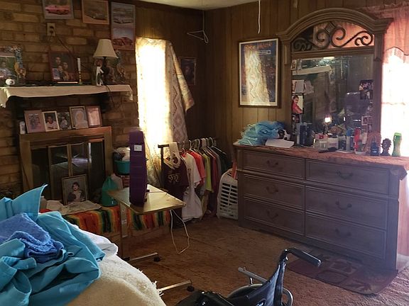 5th image of 2343 Lillie St