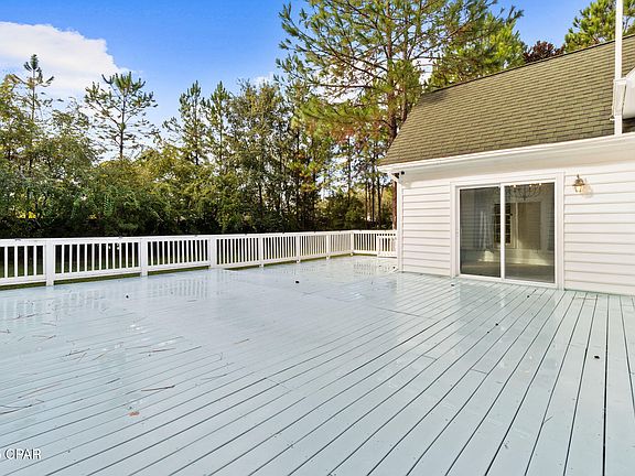 5th image of 117 Santa Barbara Ave