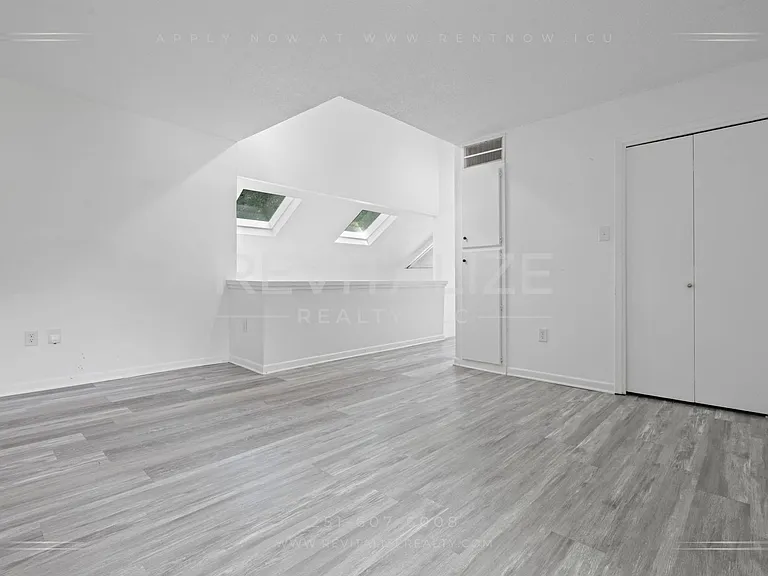 2739 Knollwood Dr — Photo 20