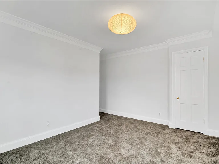 1002 Chillum Rd — Photo 11