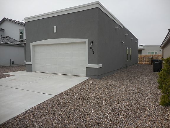 3rd image of 1089 Paseo De Suerte Dr