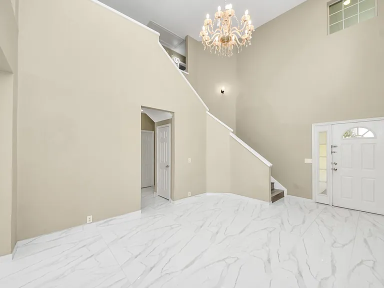 11027 Dellrose Crossing Dr — Photo 5