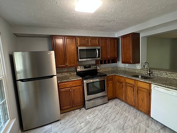 3rd image of 11770 Bayfield Ct