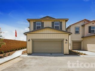 29483 Granadillo Ct, Winchester, CA 92596