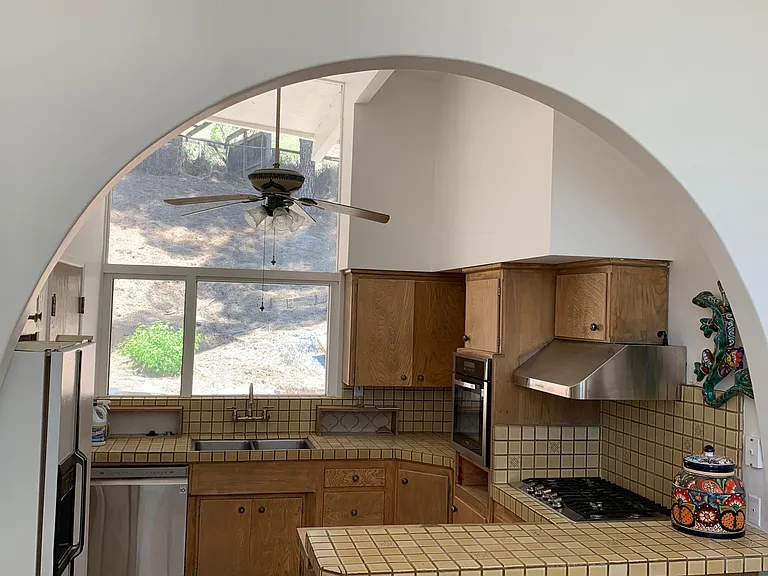 Kitchen with brand new appliances