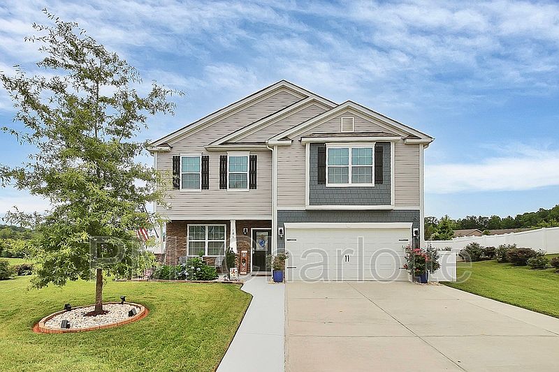 1st image of 106 Honey Ct