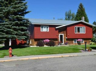 2118 Lincoln St, Anaconda, MT 59711