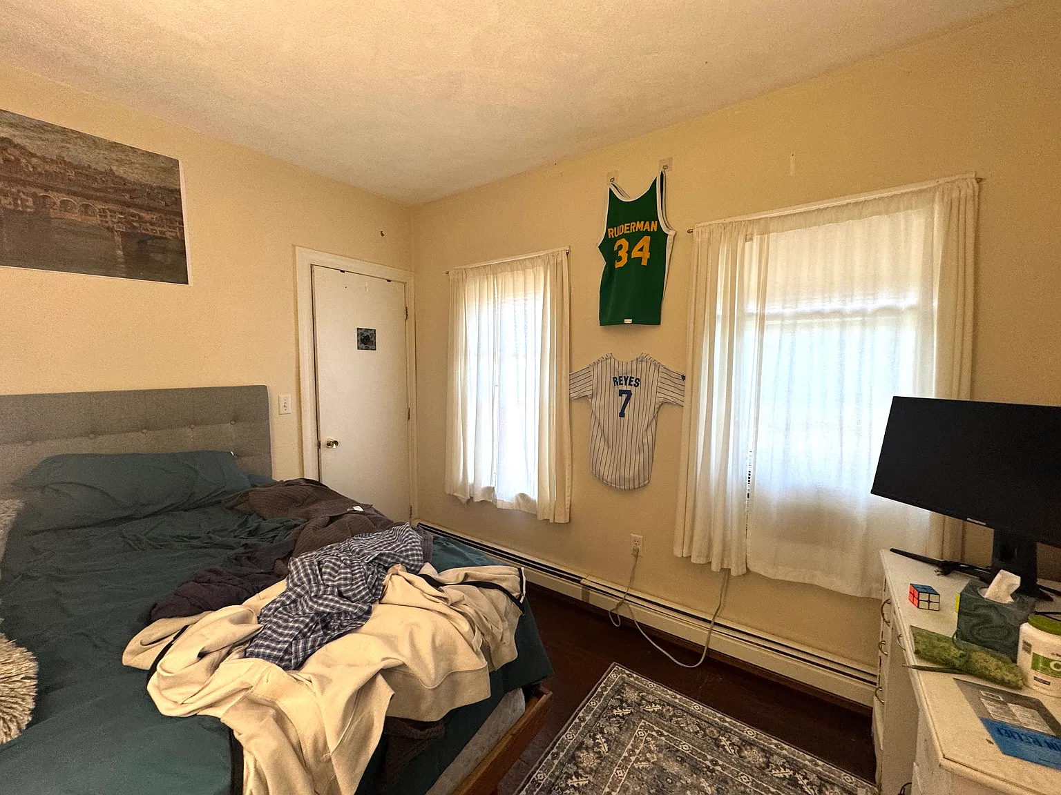 3 bed, 9999 sqft, $4,200 — Photo 4