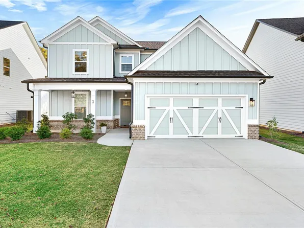 97 Bowers Estates Rd, Hartwell, GA 30643