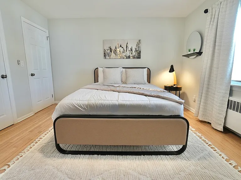 635 N 9th St #1 — Photo 13