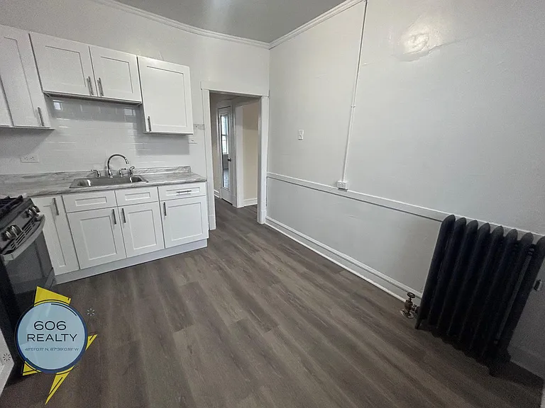 Cicero apartments! 5701-03 W Cermak Rd - 2206-2208 S 57th Ave — Photo 23