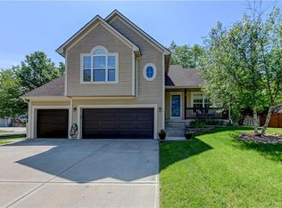 1750 Bridget Pl, Liberty, MO 64068