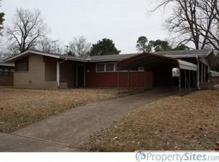 1900 Cambridge St, Bossier City, LA 71112