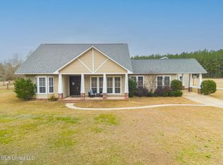 8817 Rivers End Rd, Moss Point, MS 39562