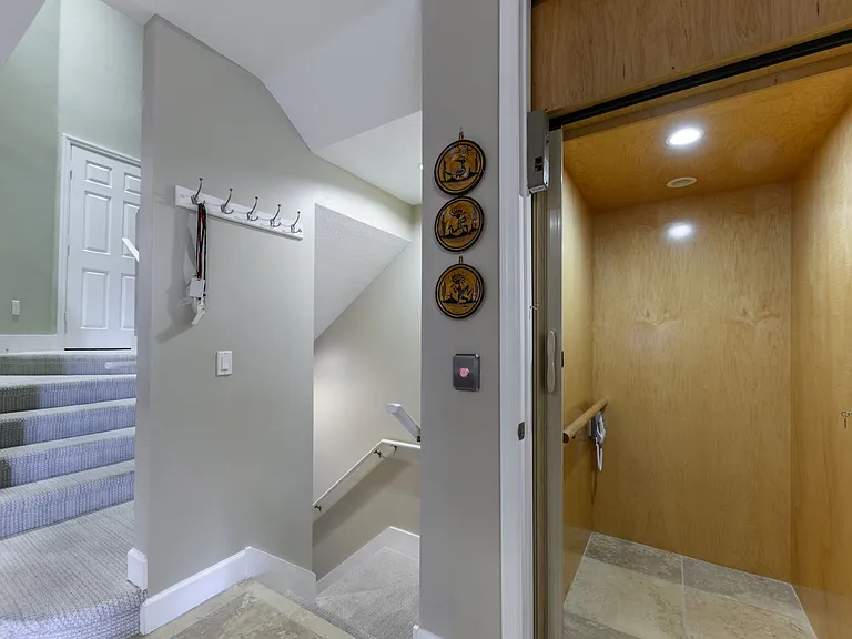 10300 Tarpon Landings Ter #4 — Photo 23