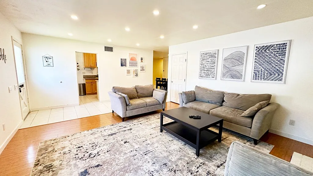 Living Room - 3051 Briand Ave