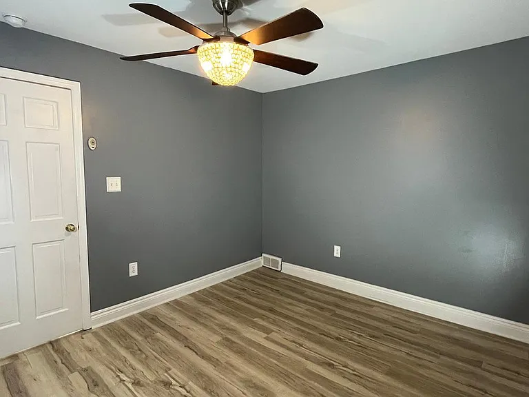 364 Hickory Dr — Photo 20