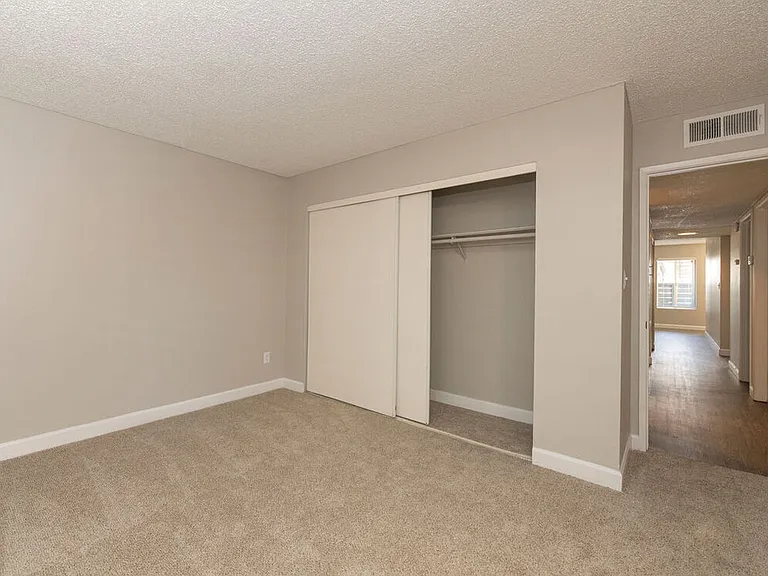 Waverly Flats — Photo 10
