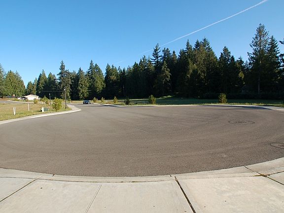 3rd image of 7002 180th Ave E