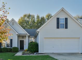 17222 Commons Crossing Dr, Charlotte, NC 28277