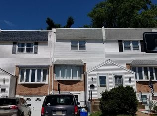 3660 N Hereford Ln, Philadelphia, PA 19114