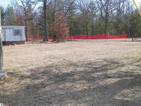 4th image of 3016 N Kings Hwy