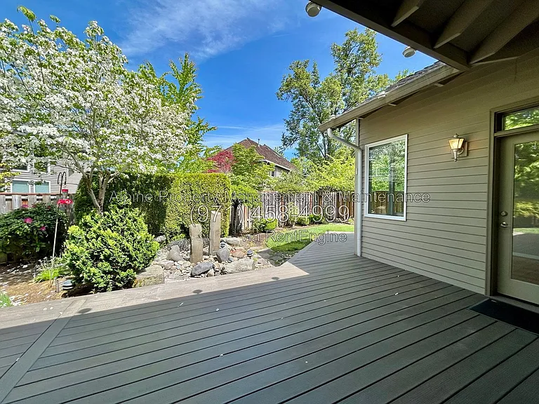 820 NW Pebble Beach Way — Photo 45
