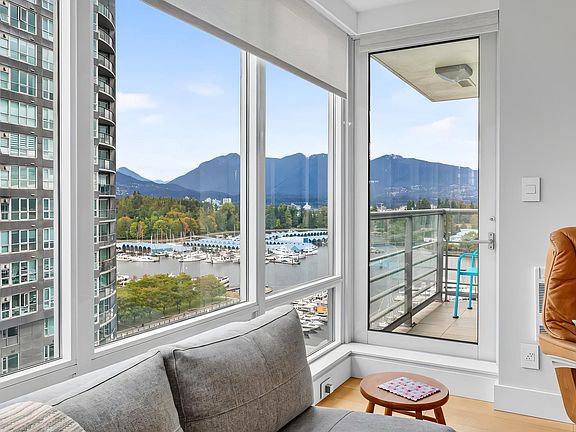4th image of 590 Nicola St #1505
