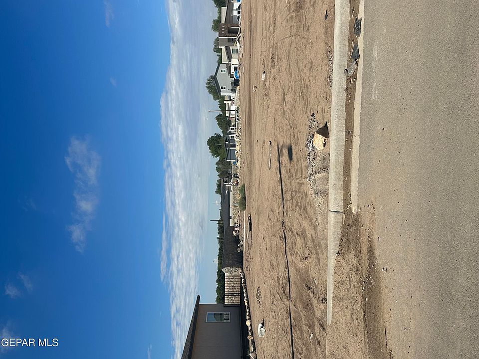 2nd image of 12028 Iron Hollow St