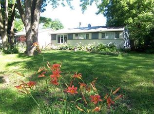 272 Normandy Ln, Grayslake, IL 60030