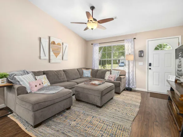 3191 W Oakfield St #Id1229426p, Fayetteville, AR 72704