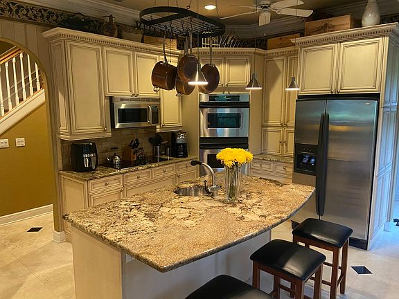 2nd image of 2495 Johnna Ct
