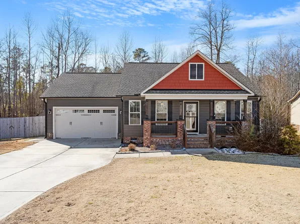 121 Westchase Dr, Clayton, NC 27527