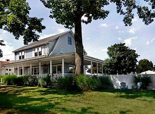 15 Fordson Ave, Cranston, RI 02910