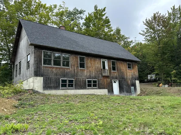 34 Hellgrens Way, Temple, ME 04984