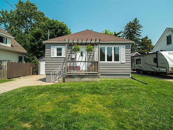 2nd image of 314 Cameron St