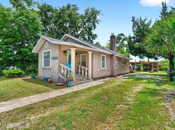 616 Dora St, New Smyrna Beach, FL 32168