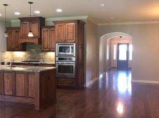 38 Forest Valley Ln, Little Rock, AR 72223