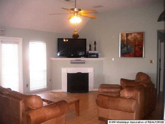 4th image of 2207 Ansley Park