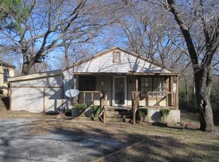 513 E Hanna St, Denison, TX 75021