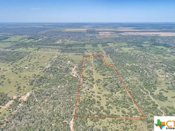 9118 & 9026 State Highway 111 N, Edna, TX 77957