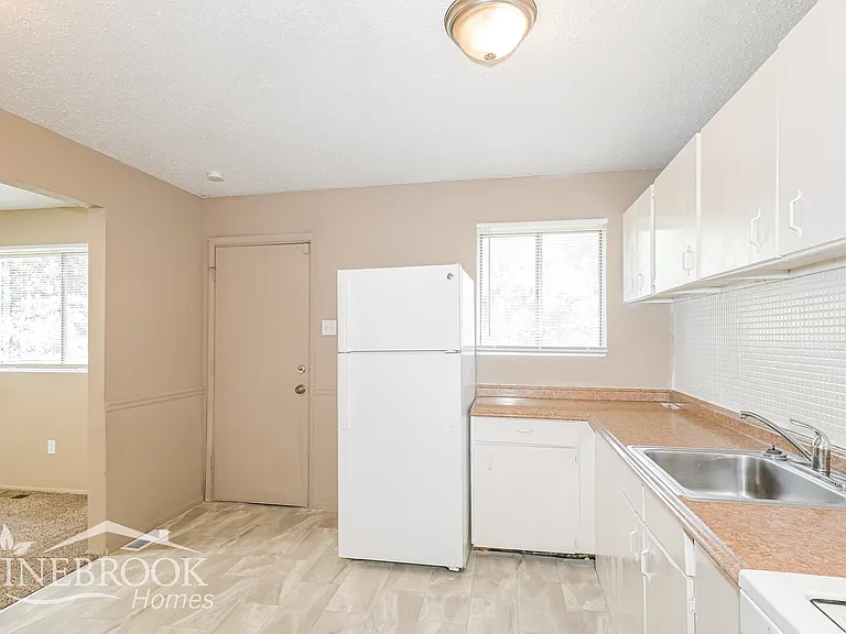 2267 Foggy Bottom Dr — Photo 6
