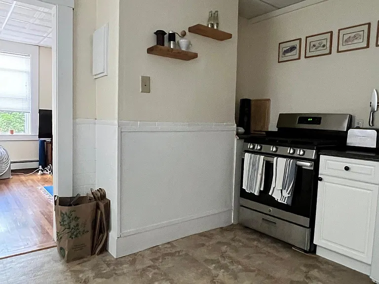 140 Hampshire St #1 — Photo 9