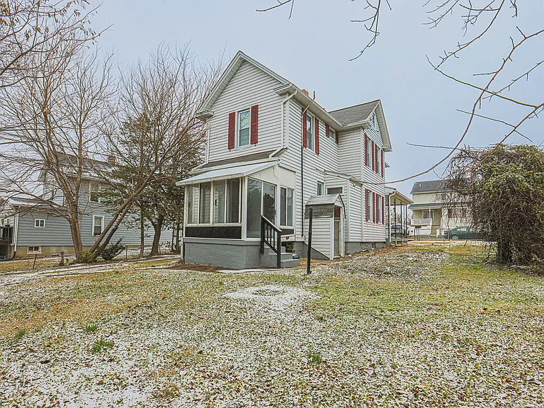 9 Glenmore Ave — Photo 5