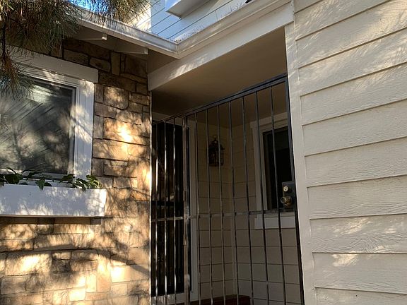 2nd image of 4605 S Yosemite St Unit 16